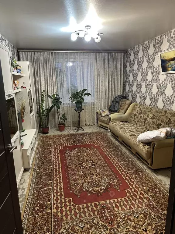 3-к кв. Саратовская область, Энгельс ул. Тельмана, 39 (65.0 м) - Фото 1