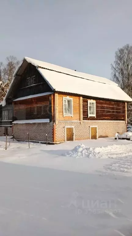 Дом в Новгородская область, Парфинский район, Федорковское с/пос, д. ... - Фото 1