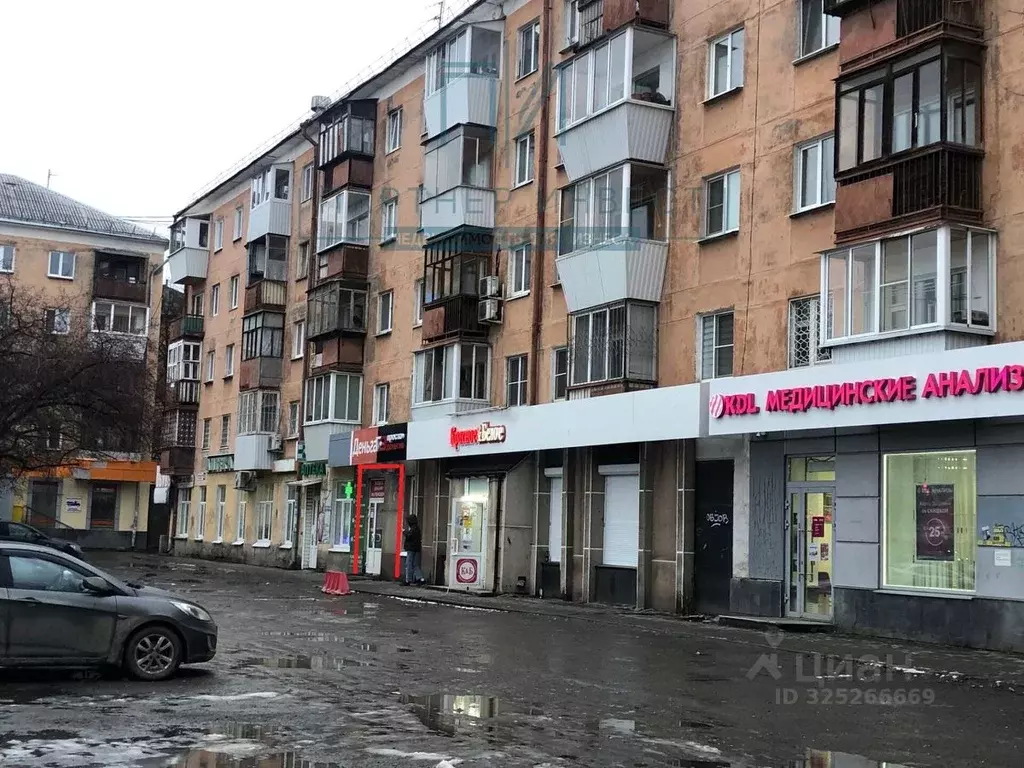 Торговая площадь в Свердловская область, Екатеринбург просп. ... - Фото 2
