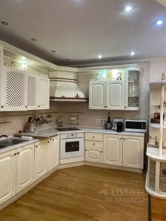 3-к кв. Хабаровский край, Хабаровск Комсомольская ул., 104 (127.4 м) - Фото 1