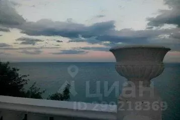 Дом в Крым, Алушта муниципальный округ, с. Рыбачье ул. Лучистая, 14 ... - Фото 1