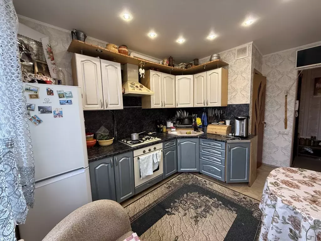 Продается 3-комнатная квартира - Фото 2