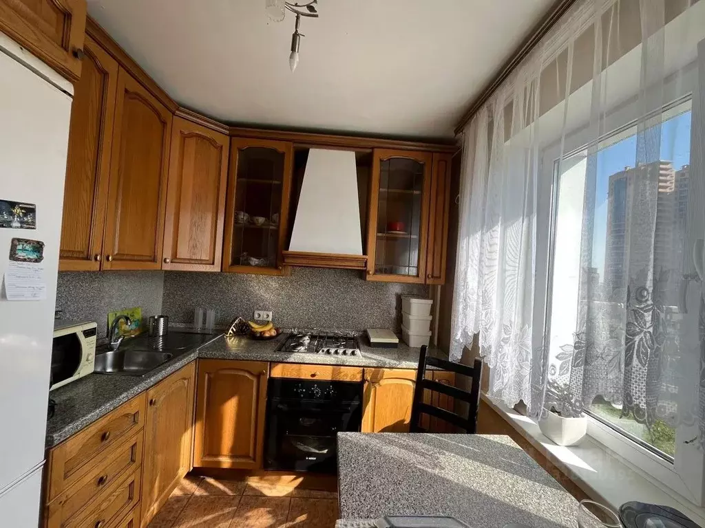 2-к кв. Московская область, Реутов Юбилейный просп., 12 (50.0 м) - Фото 0