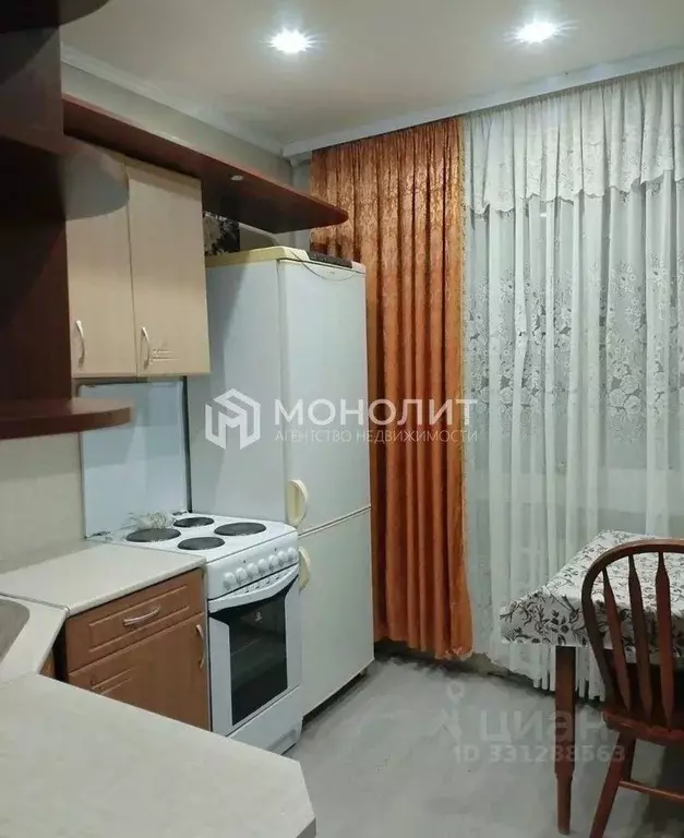 1-к кв. Белгородская область, Старый Оскол Макаренко мкр, 34 (40.0 м) - Фото 1