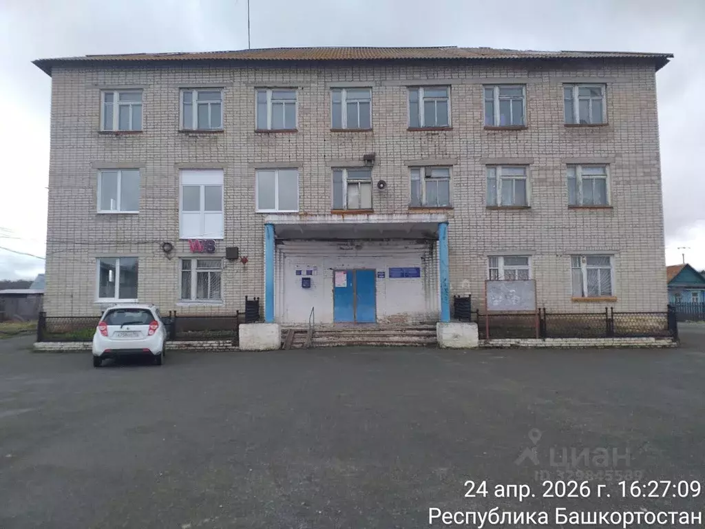 Помещение свободного назначения в Башкортостан, Учалинский сельсовет, ... - Фото 1