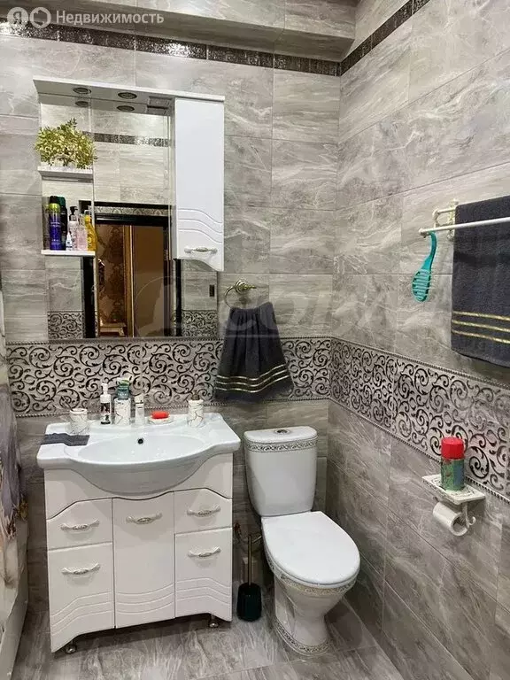 2-комнатная квартира: Махачкала, Техническая улица, 9 (50 м) - Фото 1