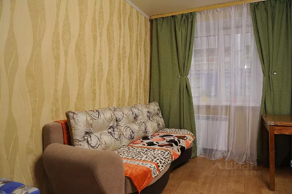 3-к кв. Омская область, Омск просп. Мира, 42 (70.0 м) - Фото 1