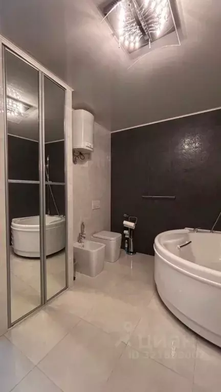 2-к кв. Башкортостан, Уфа просп. Октября, 128/2 (92.1 м) - Фото 1