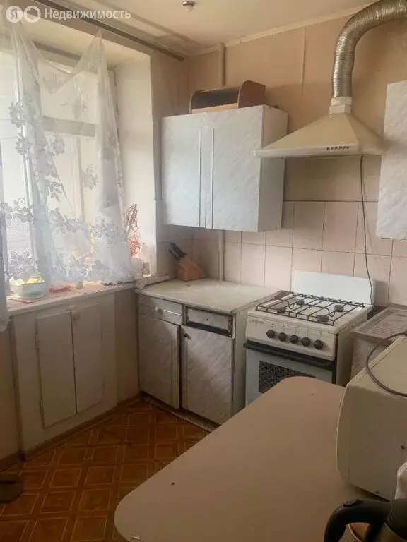 3-комнатная квартира: Волгоград, район Семь Ветров, бульвар 30-летия ... - Фото 2