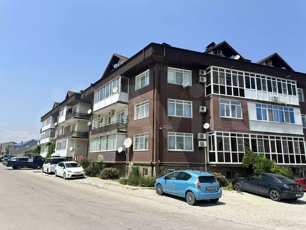 1-к. квартира, 40 м, 4/4 эт. - Фото 1