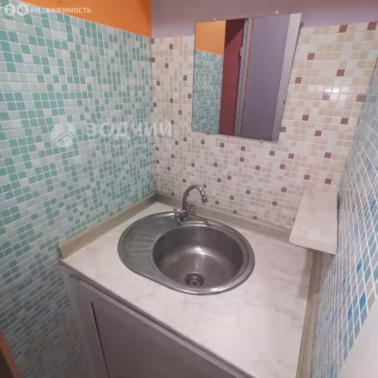 1к в 5-комнатной квартире (13.3 м) - Фото 2