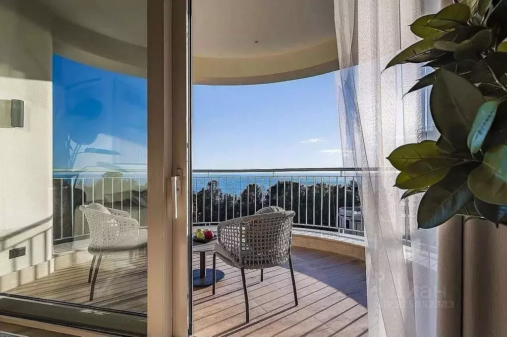 2-к кв. Краснодарский край, Сочи Светлана мкр, просп. Пушкина, 6 (48.0 ... - Фото 2