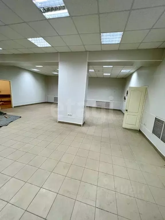 Офис в Курганская область, Шадринск ул. Мичурина, 6В (359 м) - Фото 1