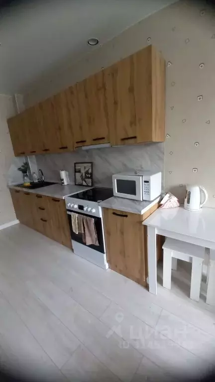 Свободной планировки кв. Хакасия, Абакан ул. Кирова, 212А (34.0 м) - Фото 0