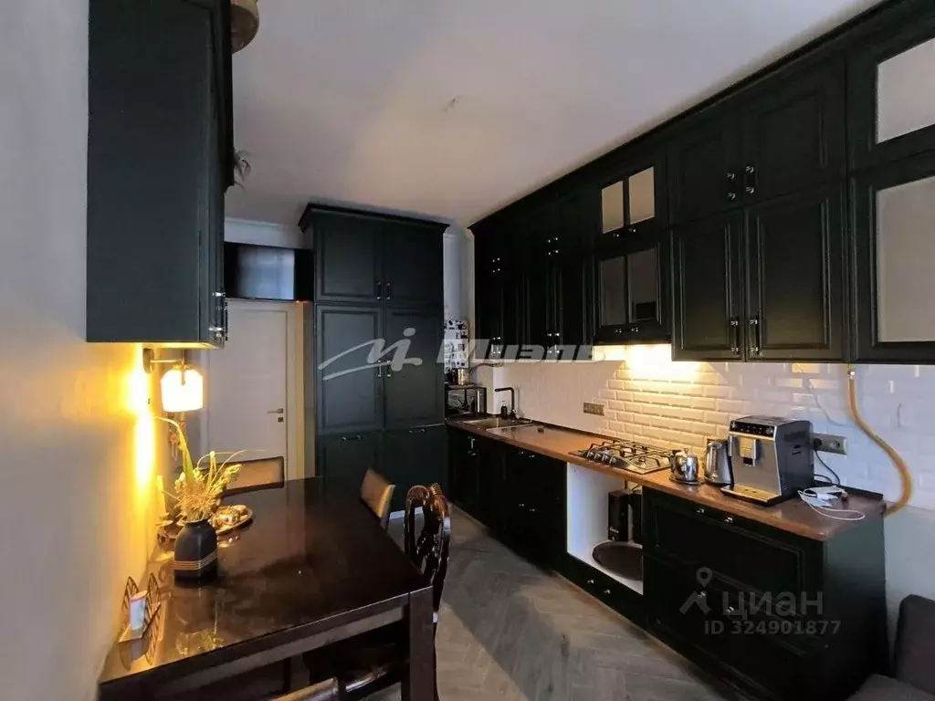 3-к кв. Крым, Симферополь ул. Севастопольская, 43Ж (84.0 м) - Фото 1