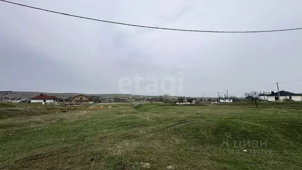Участок в Крым, Симферопольский район, с. Урожайное ул. Таврическая ... - Фото 0