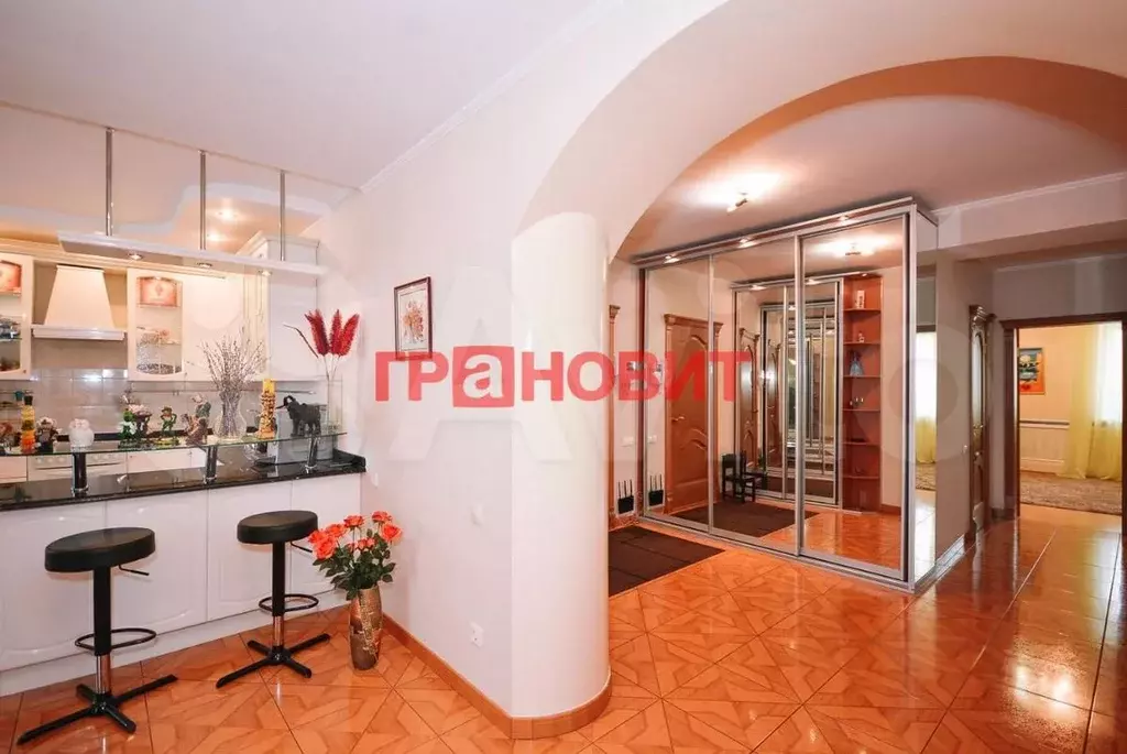 3-к. квартира, 120,8 м, 10/10 эт. - Фото 1
