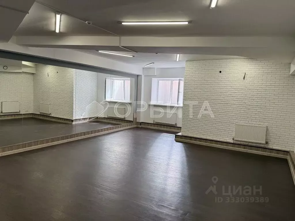 Помещение свободного назначения в Тюменская область, Тюмень ул. ... - Фото 2