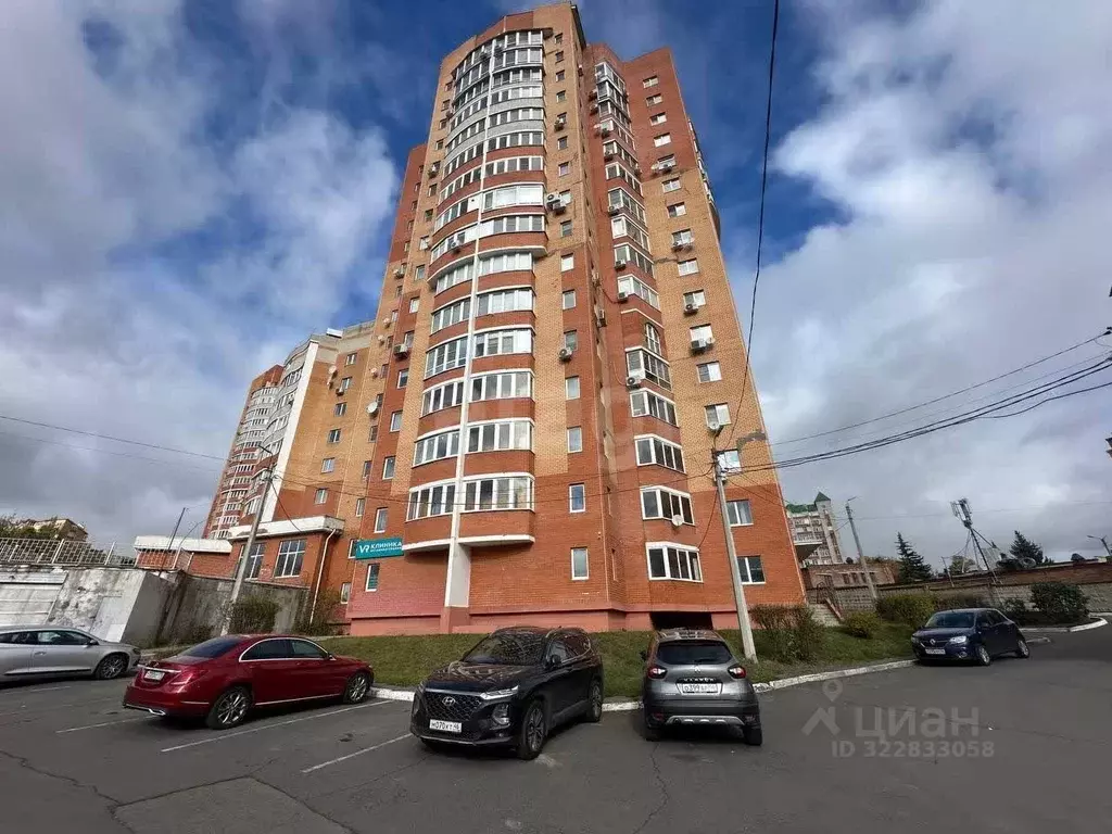 3-к кв. Курская область, Курск ул. Челюскинцев, 25 (79.5 м) - Фото 0