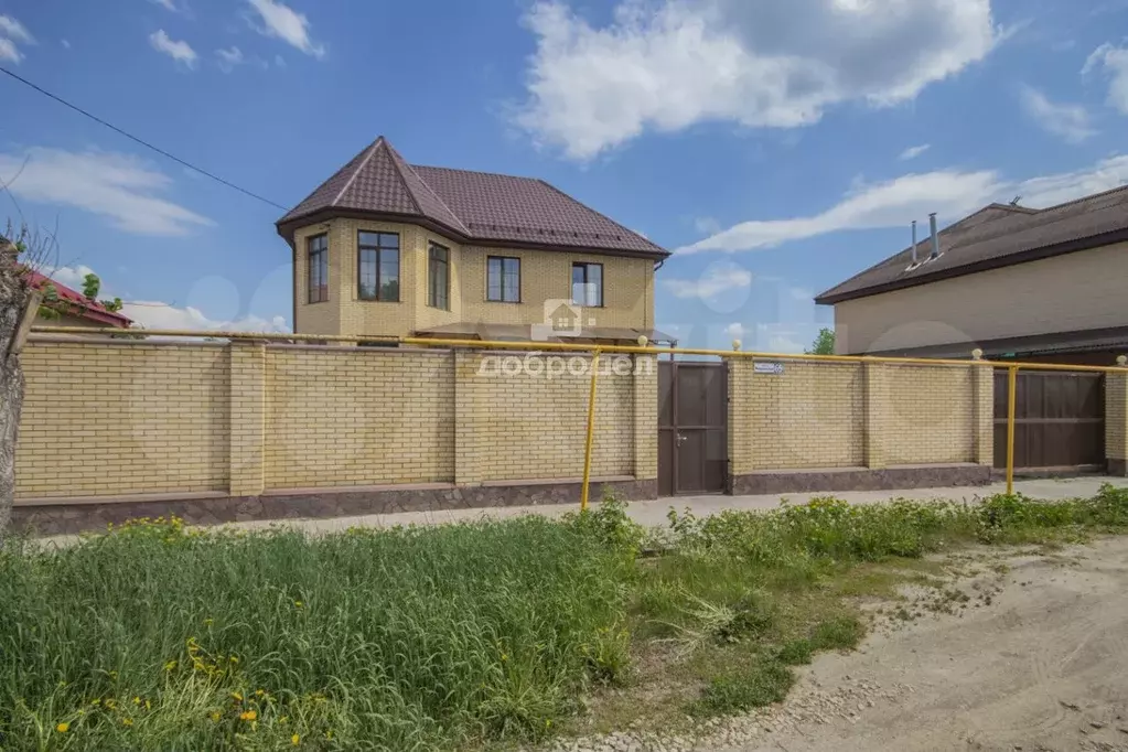 Дом 192,5 м на участке 9 сот. - Фото 1