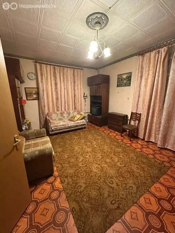3-комнатная квартира: Санкт-Петербург, улица Партизана Германа, 38 ... - Фото 1
