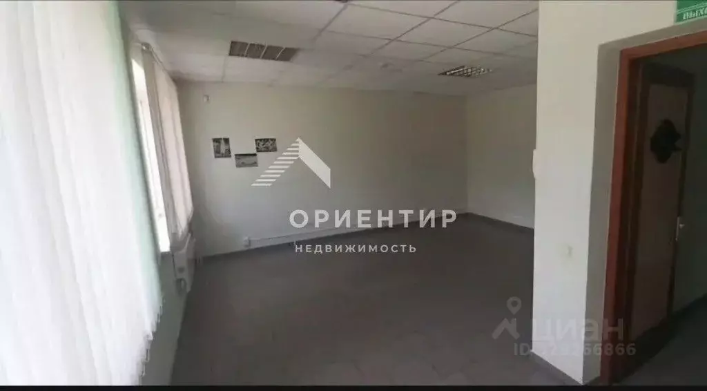Помещение свободного назначения в Свердловская область, Екатеринбург ... - Фото 2