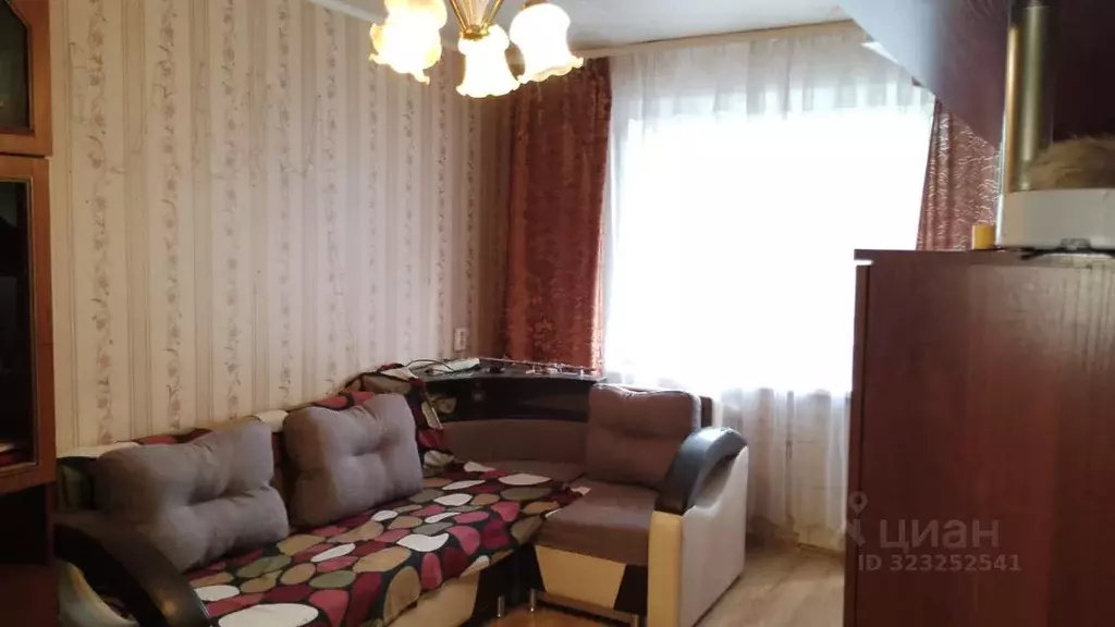 1-к кв. Удмуртия, Ижевск ул. Труда, 54 (30.0 м) - Фото 1