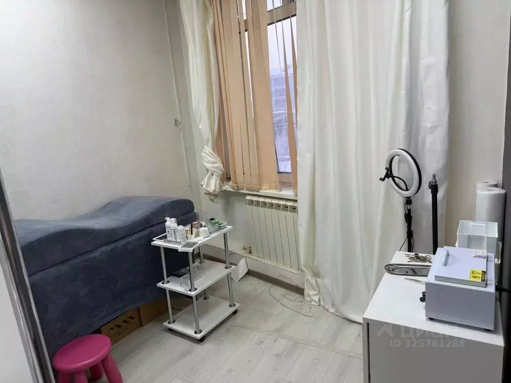 Офис в Саха (Якутия), Якутск ул. Богдана Чижика, 2/2 (19 м) - Фото 2