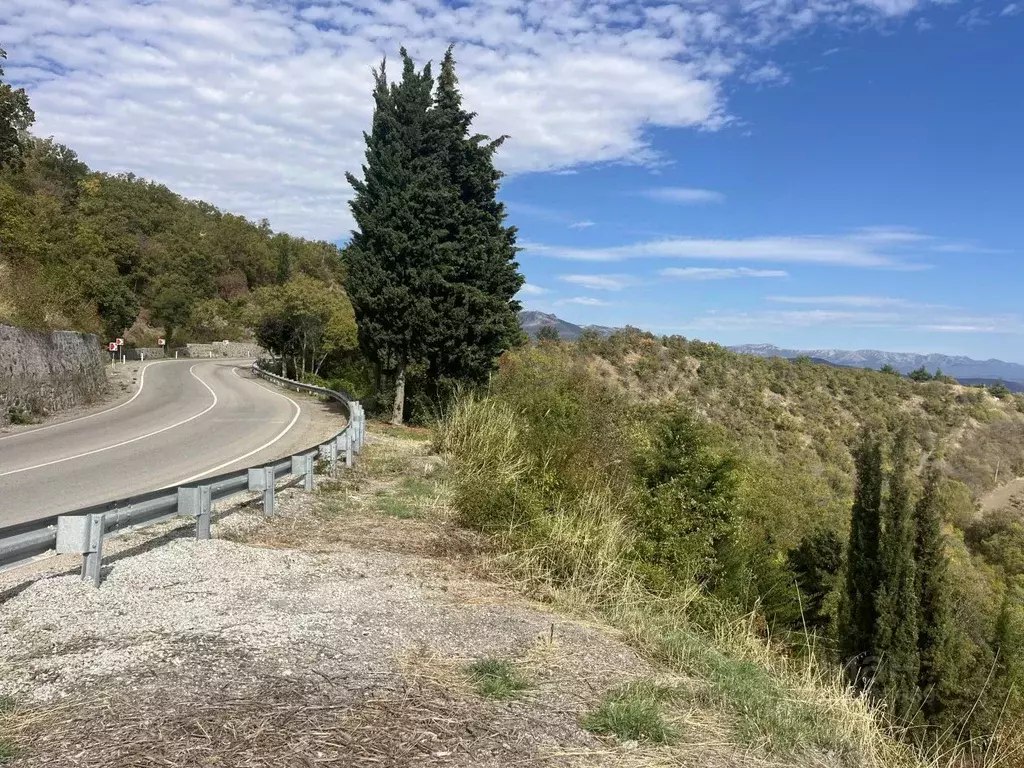 Участок в Крым, Алушта муниципальный округ, с. Лазурное ул. Слуцкого ... - Фото 1