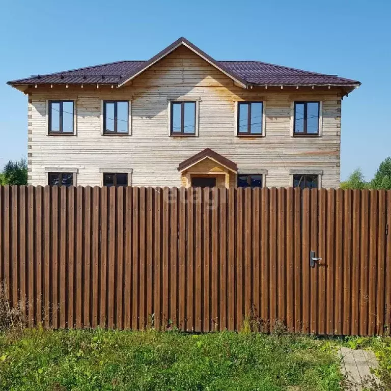 Дом в Коми, Сыктывкар городской округ, Верхняя Максаковка пгт ул. ... - Фото 1