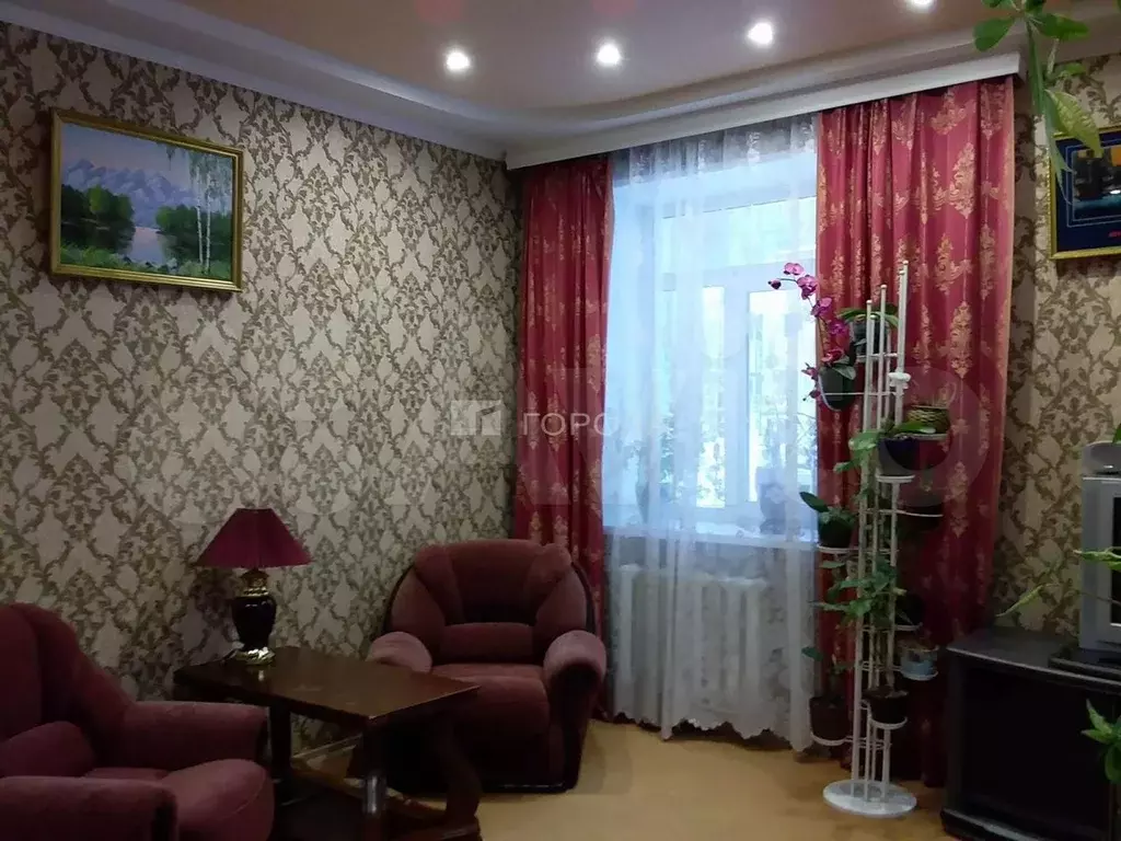 Комната 20 м в 1-к., 1/4 эт. - Фото 0