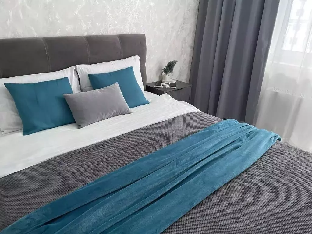 2-к кв. Красноярский край, Красноярск ул. Лесников, 37Б (52.0 м) - Фото 0