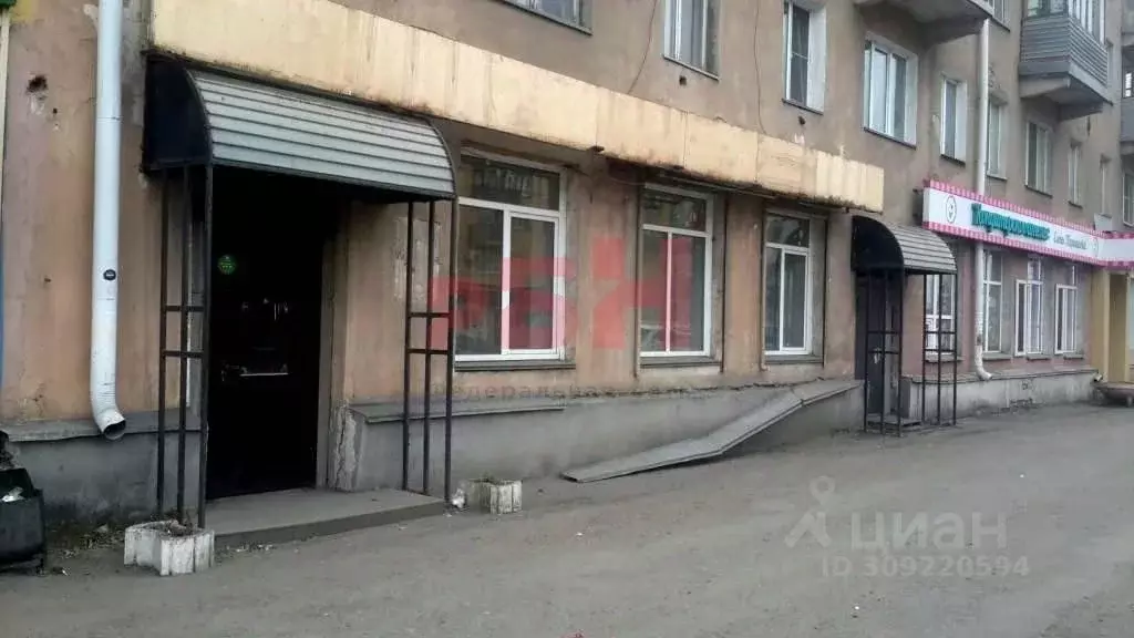 Торговая площадь в Курганская область, Курган Пролетарская ул., 65 (96 ... - Фото 1