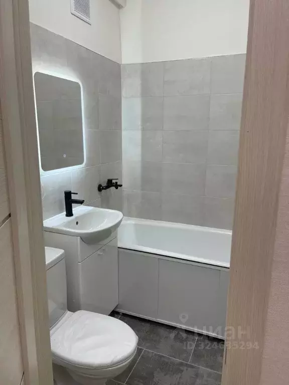 1-к кв. Омская область, Омск ул. Маршала Жукова, 91 (31.4 м) - Фото 1