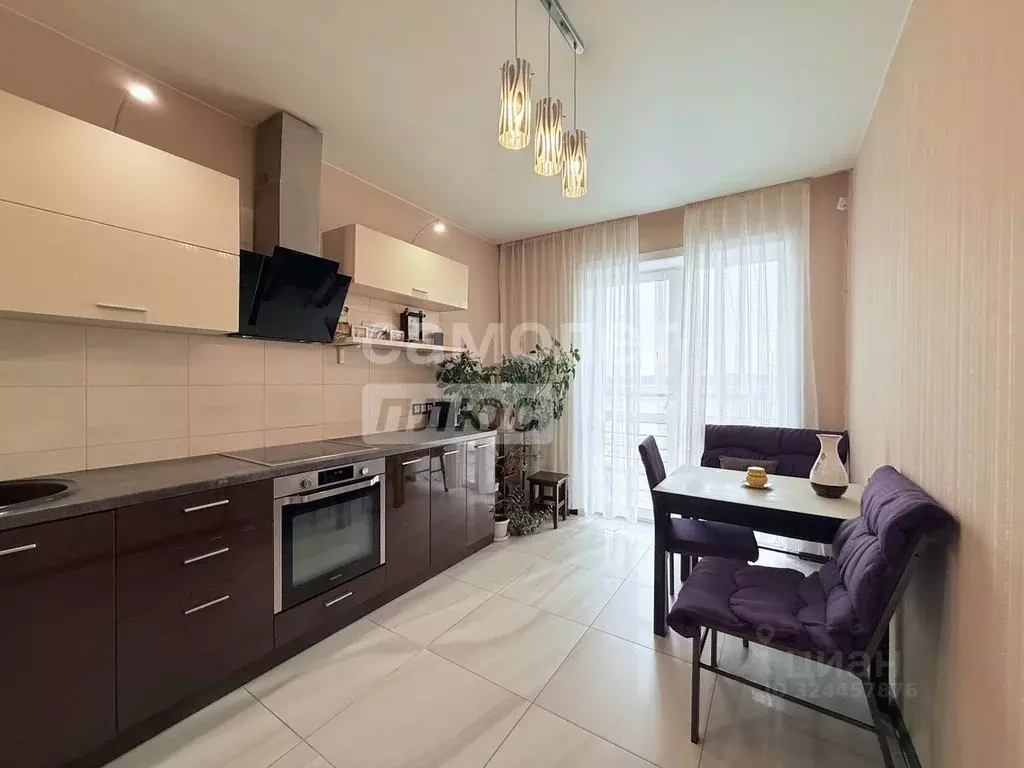 2-к кв. Иркутская область, Иркутск наб. Верхняя, 165/2 (68.7 м) - Фото 1