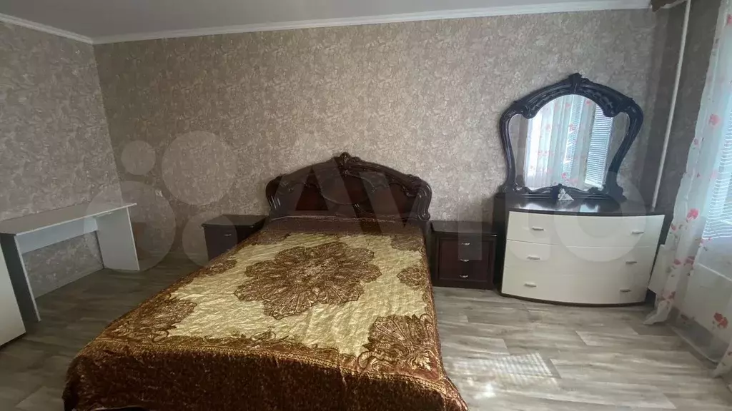 1-к. квартира, 40,2 м, 1/5 эт. - Фото 1