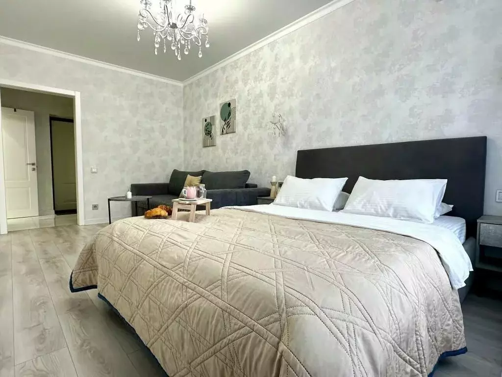 1-к кв. Северная Осетия, Владикавказ ул. Курсантов-Кировцев, 15Д (50.0 ... - Фото 1