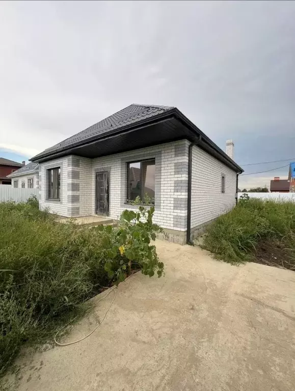 Дом в Краснодарский край, Краснодар пос. Индустриальный,  (100 м) - Фото 0