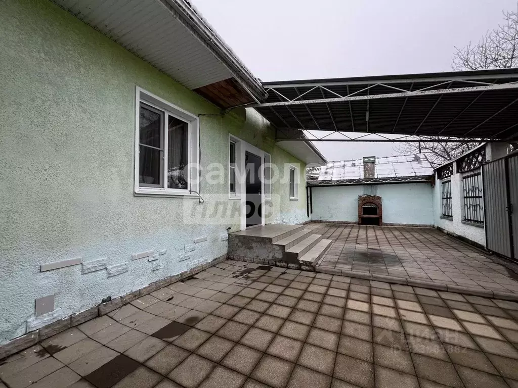 Дом в Краснодарский край, Апшеронский район, Нефтегорское городское ... - Фото 1