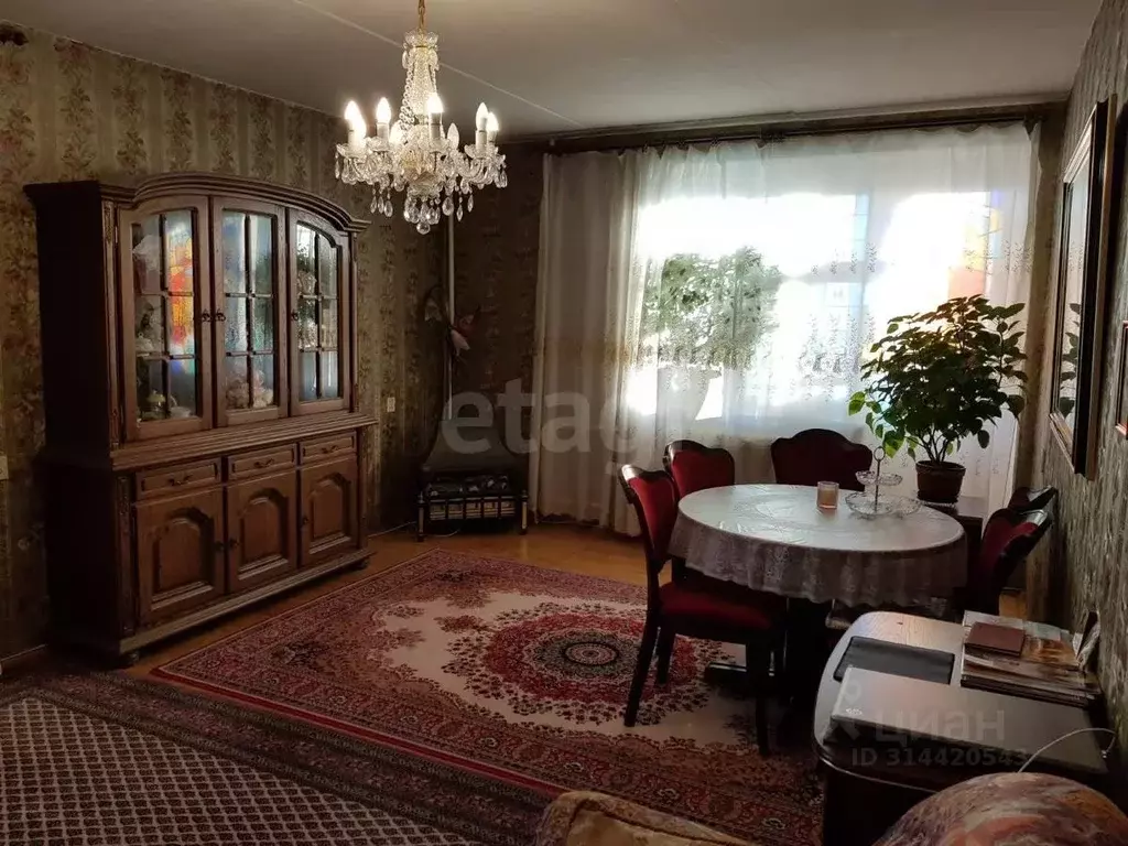 3-к кв. Костромская область, Кострома ул. Голубкова, 17а (82.0 м) - Фото 0