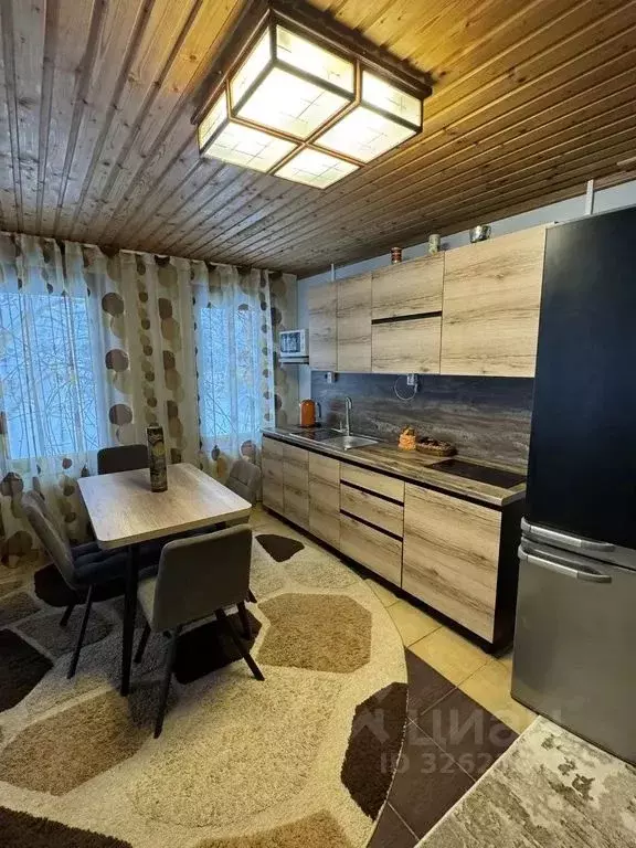 Дом в Новгородская область, Новгородский район, Савинское с/пос, пос. ... - Фото 2