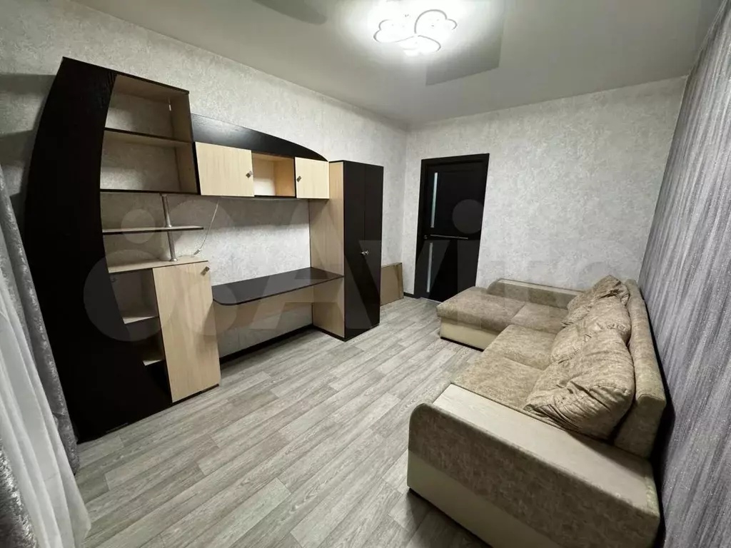 3-к. квартира, 70м, 4/10эт. - Фото 0