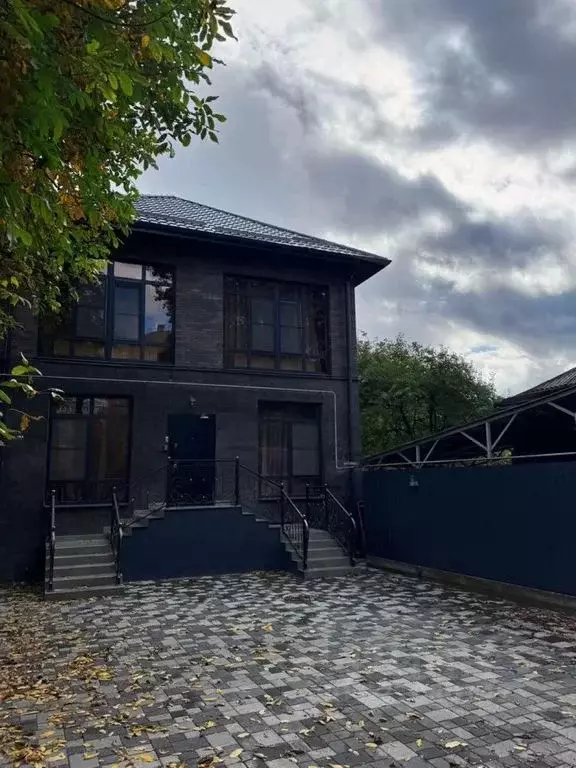 Комната Ставропольский край, Ессентуки Кисловодская ул., 93А - Фото 1