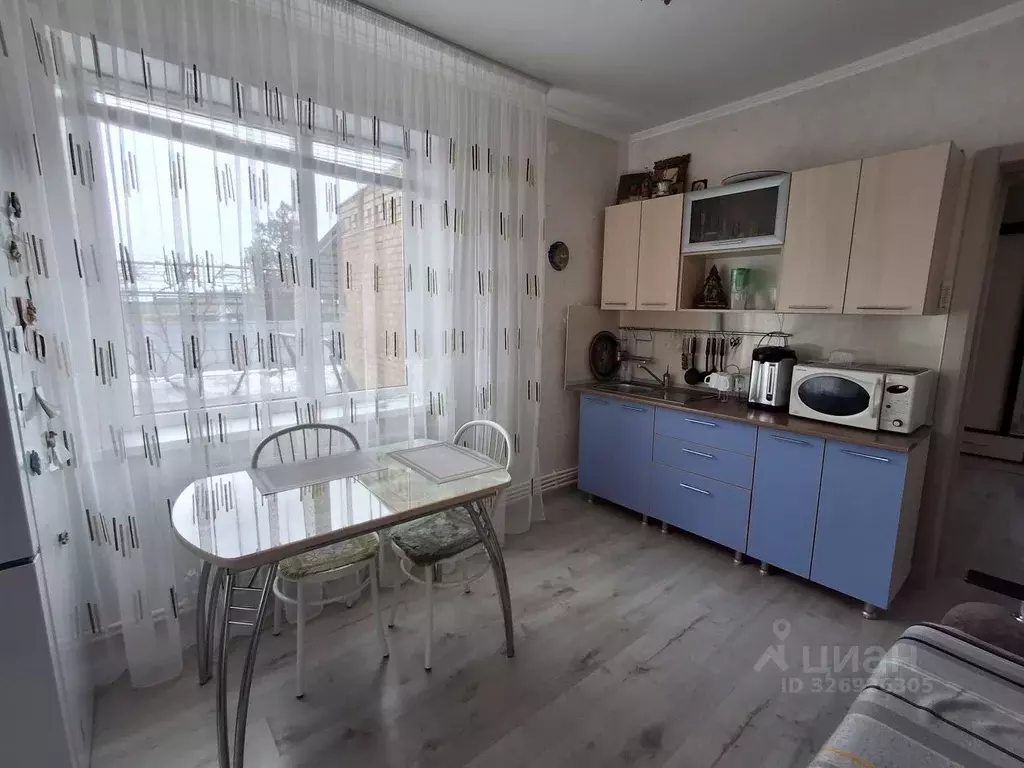 Дом в Краснодарский край, Щербиновский район, с. Глафировка ... - Фото 2