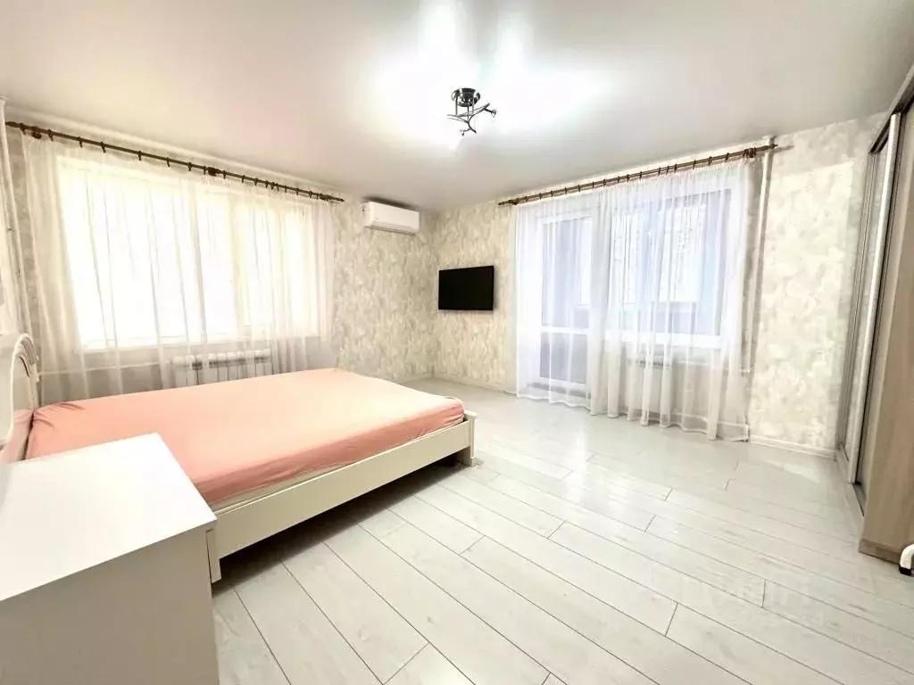 1-к кв. Севастополь просп. Генерала Острякова, 133 (40.0 м) - Фото 1