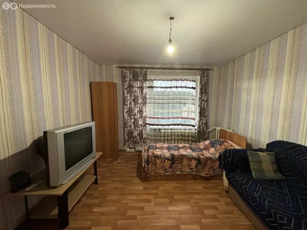2-комнатная квартира: Октябрьск, улица Сакко и Ванцетти, 20 (37.5 м) - Фото 1