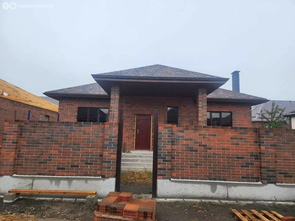 Дом в Ессентуки, Дорожная улица, 21 (150 м) - Фото 1