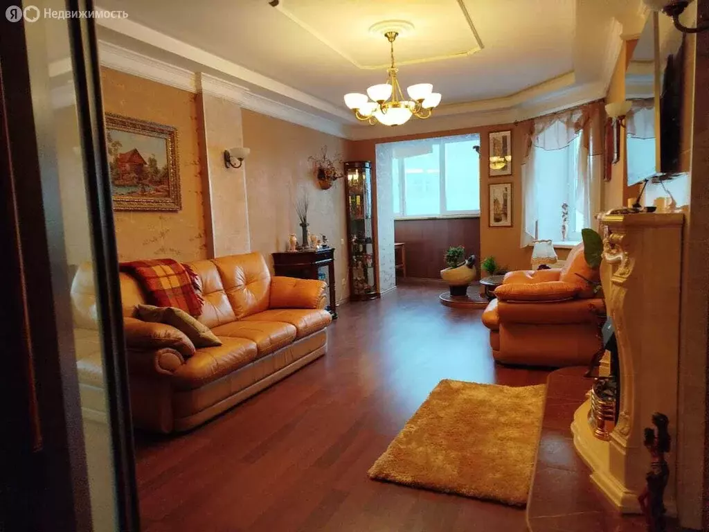 3-комнатная квартира: Екатеринбург, улица Крылова, 27 (97.2 м) - Фото 1