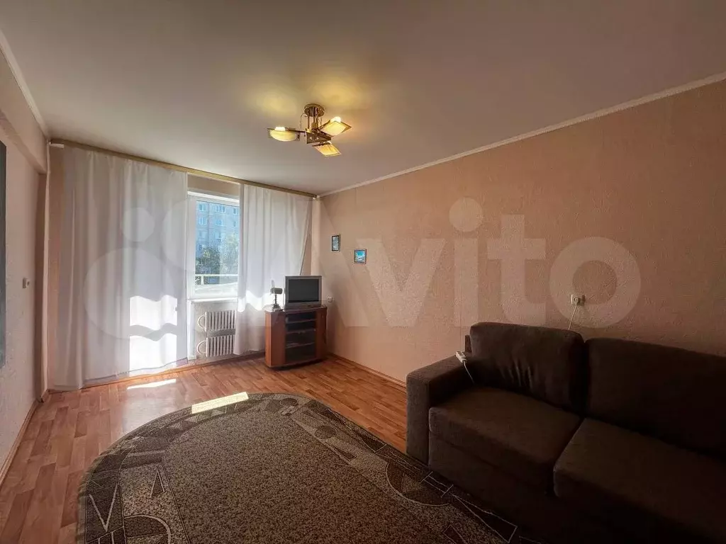 1-к. квартира, 36 м, 5/5 эт. - Фото 1