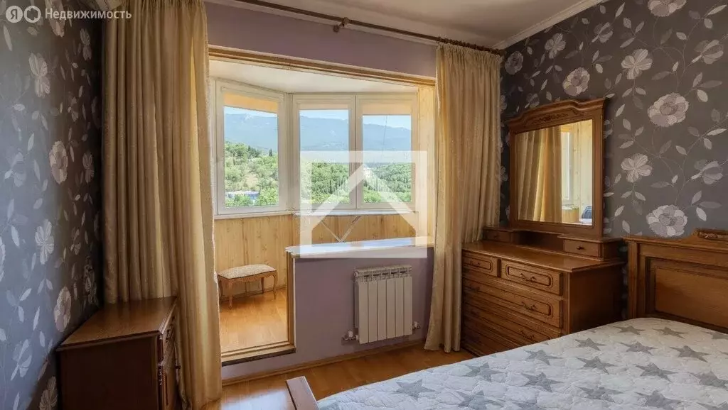 3-комнатная квартира: Ялта, улица Кривошты, 20 (82 м) - Фото 2